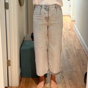 ZARA High Waisted jeans size 8